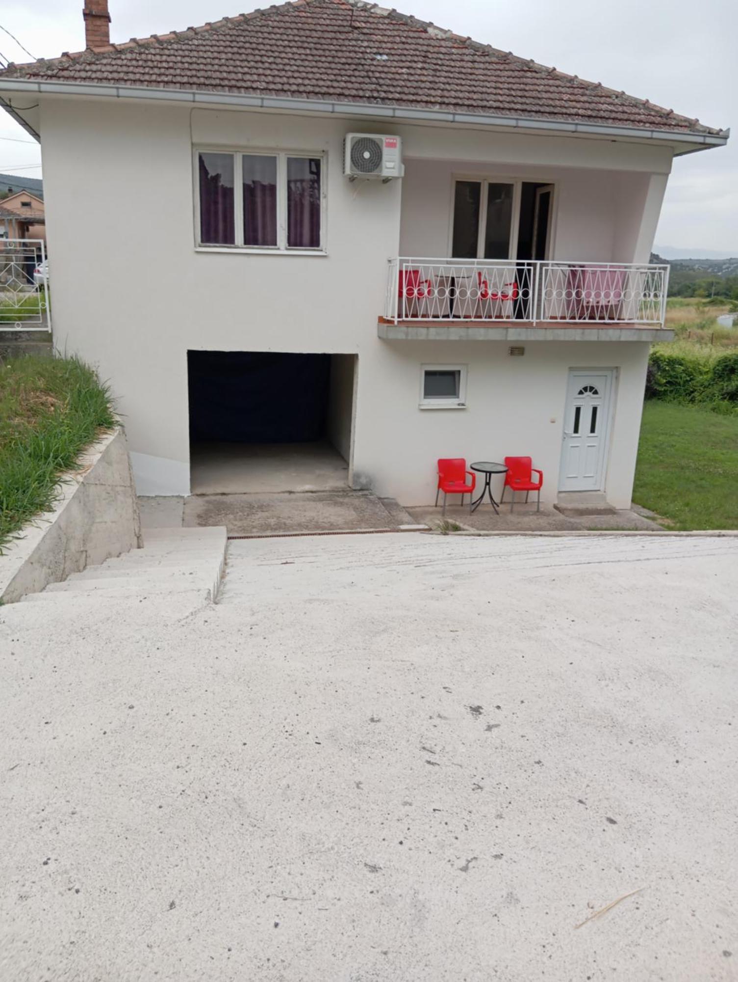 Apartments Suzana Čapljina エクステリア 写真